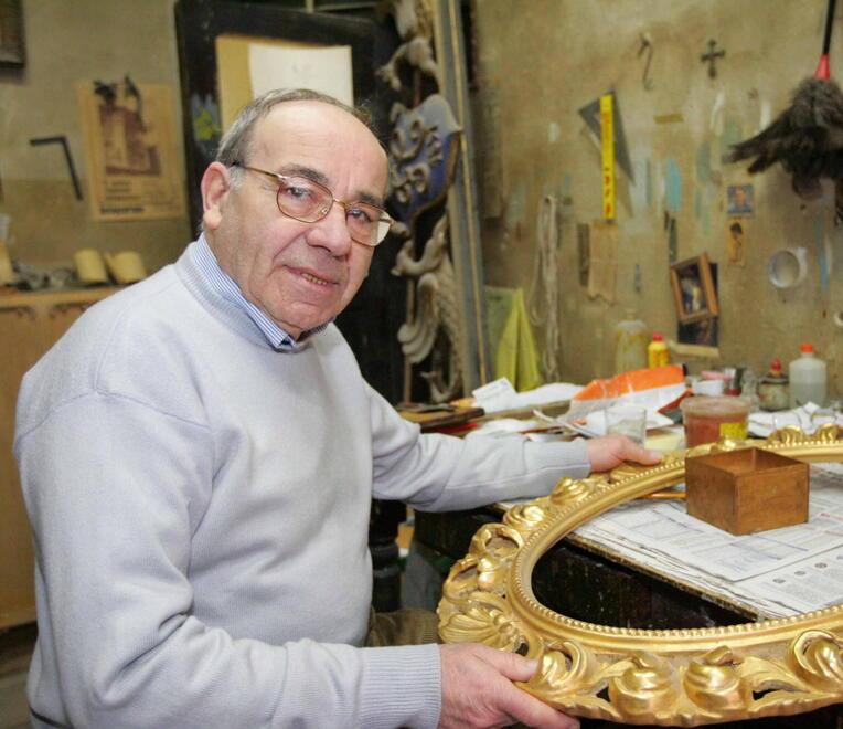 È morto Fausto Galli, storico indoratore di via Emilia San Pietro