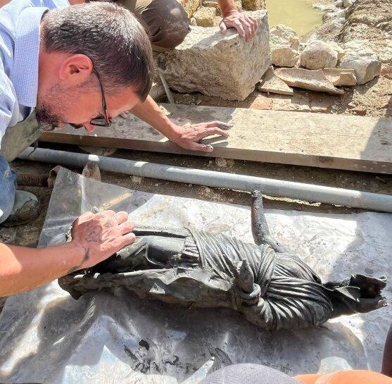 Modena Il prof. Jacopo Tabolli «I bronzi di S.Casciano finestra panoramica sul mondo etrusco» 