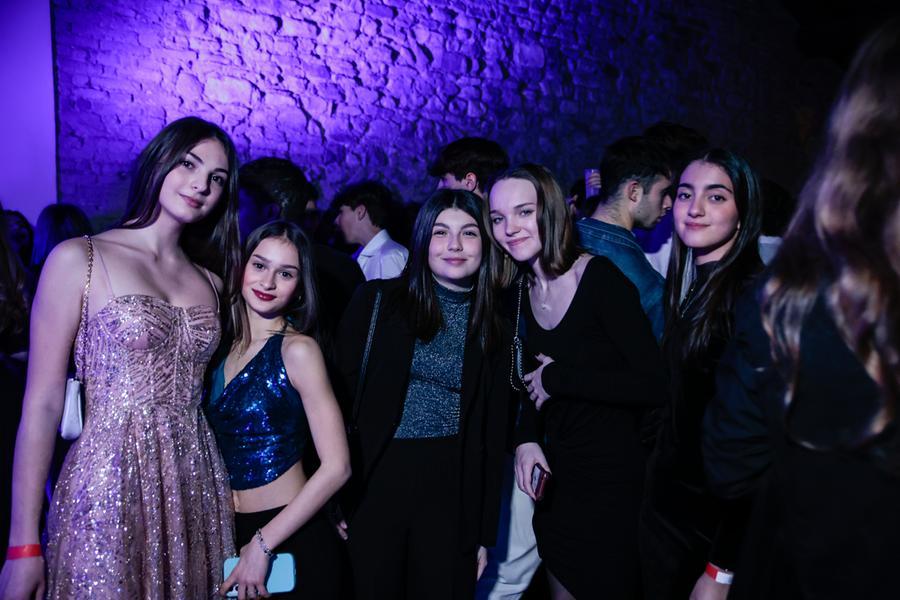 Il party di gala degli studenti liceali In oltre 900 al Castello di Levizzano – FOTOGALLERIA