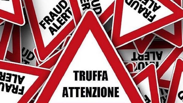 Modena Acquistano online una finta polizza, raggirati due automobilisti