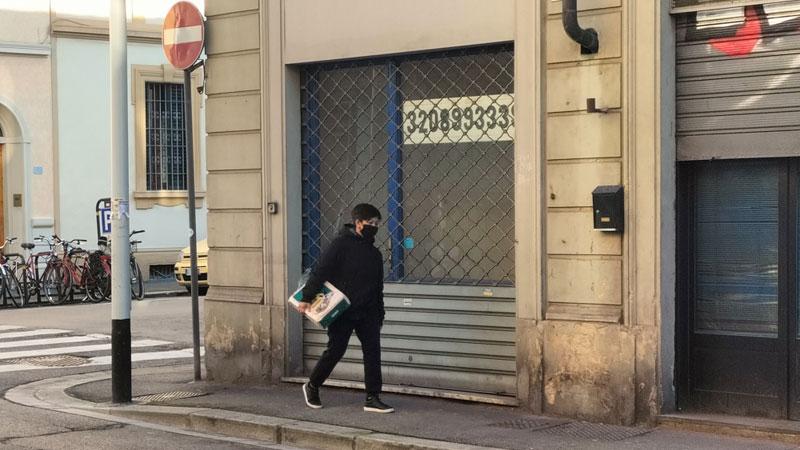 Crisi del commercio a Firenze: in dieci anni “ morti” 849 negozi, ristoranti e bar aumentati del 36%
