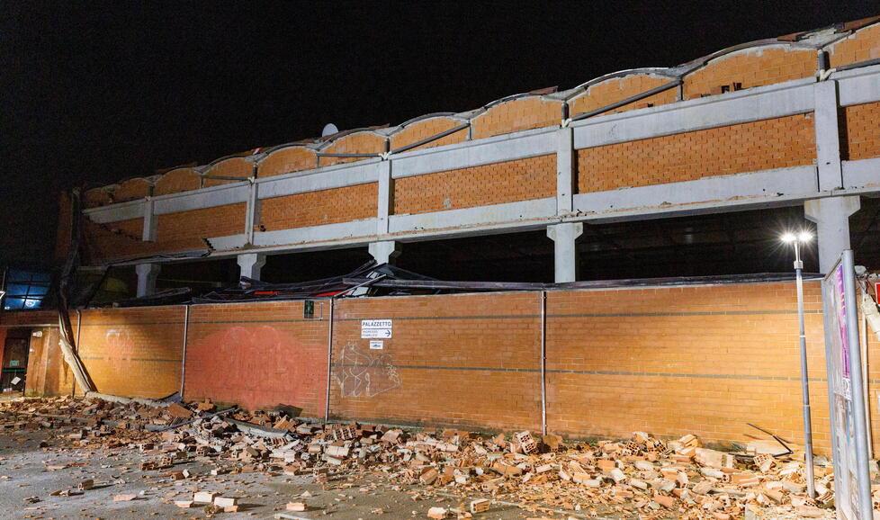 Monsummano, chiesto l’aiuto della Regione dopo il crollo al palazzetto