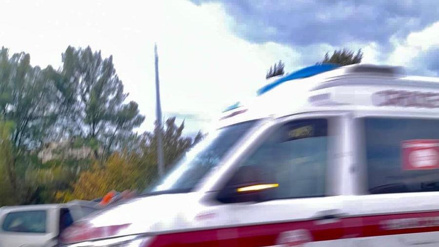 Firenze, scontro auto-scooter in via del Ponte alle Mosse: morto un uomo di 50 anni