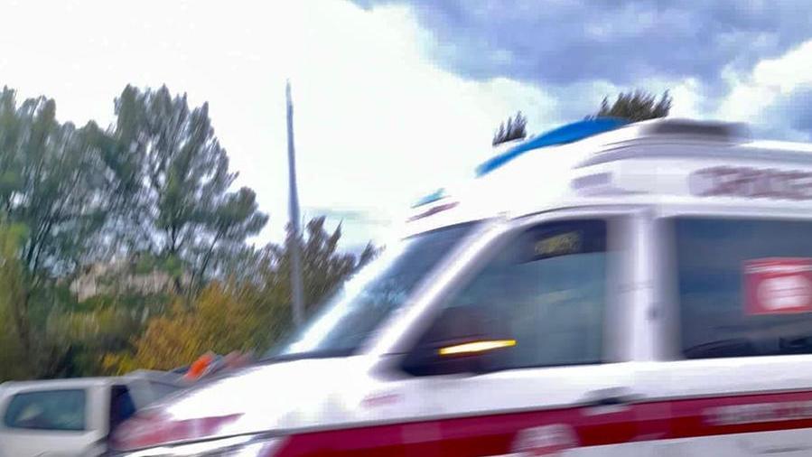 Firenze, scontro auto-scooter in via del Ponte alle Mosse: morto un uomo di 50 anni