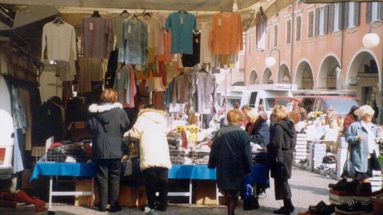 Sassuolo. Soppressi i loro posti al mercato Ripagati con spazi più larghi