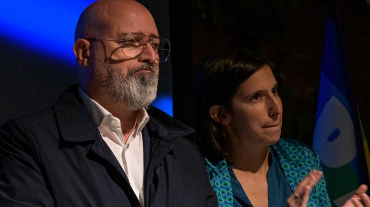 Modena Caos post-primarie, primo strappo nel Pd «Addio alla tessera»