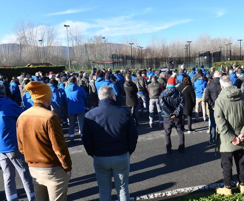 Lucca, alla Körber aperta la procedura per 90 licenziamenti