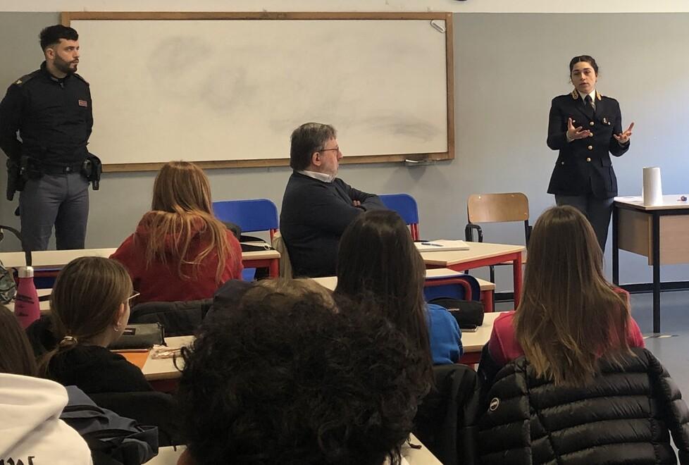 Violenza sulle donne, una piaga della società