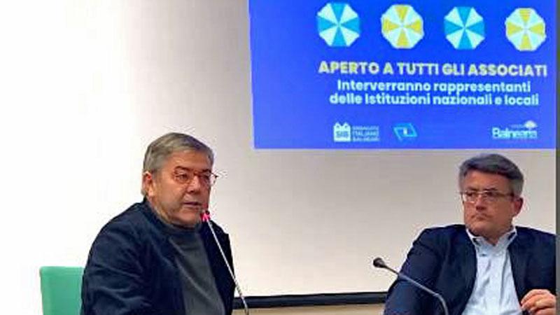 Il sindaco Murzi: «Forte non è in grado di fare le gare delle spiagge»