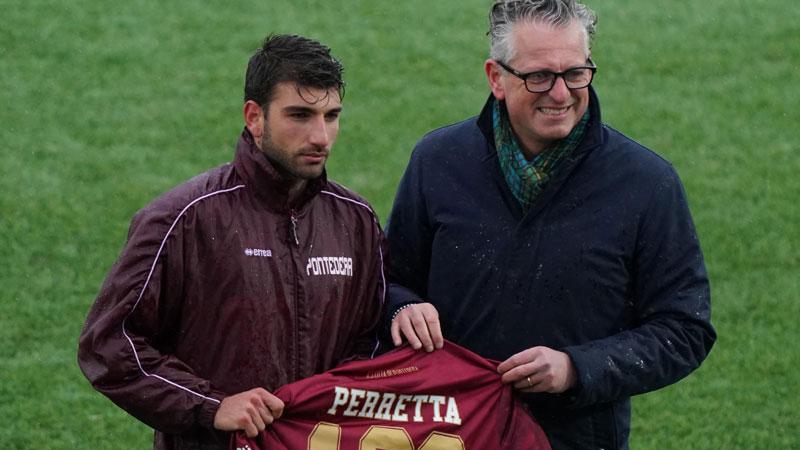 Resa dei conti dietro l’angolo per lo scettro dell’Eccellenza