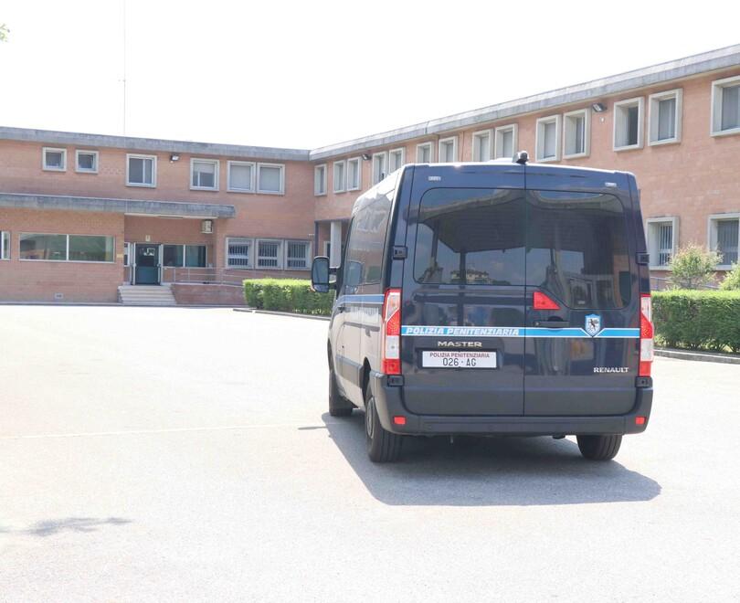 Ferrara, alta tensione in carcere: «Agenti ancora aggrediti»