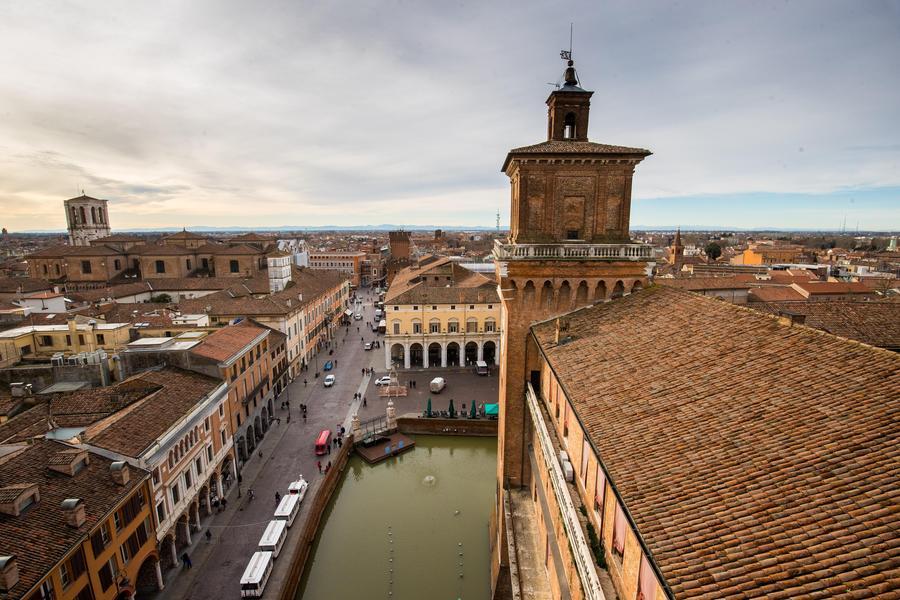 Non possiamo restare indifferenti