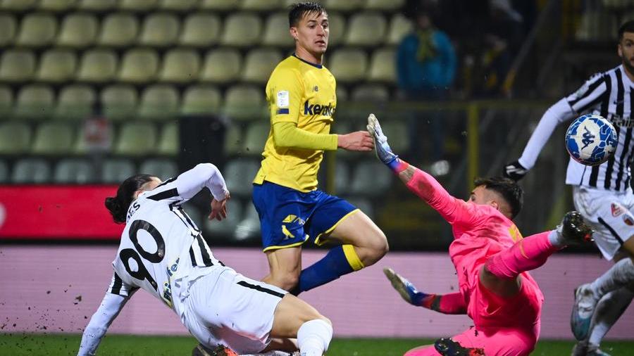 Modena deludente, occasione sprecata: l’Ascoli vince al Braglia