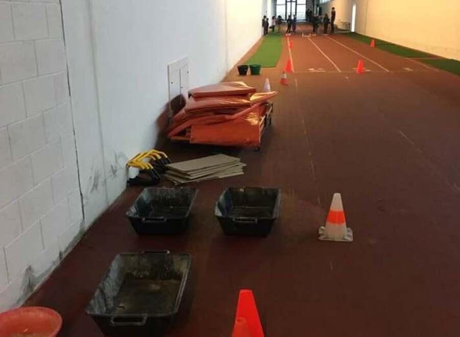 Sassuolo Piove nella pista di atletica: corse tra i secchi «Lavori già assegnati, si parte a metà aprile» 