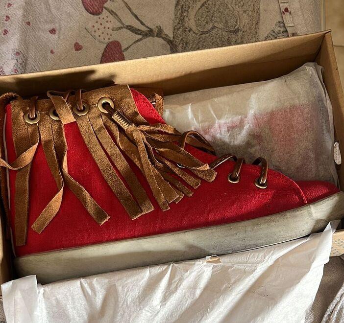 Modena. Sos Truffa: quel sito “vi fa le scarpe” 