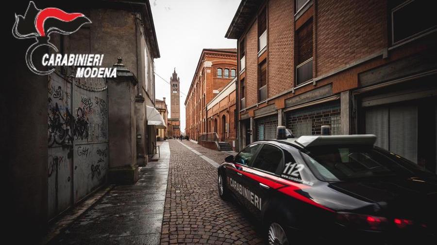 Carpi e Bassa Modenese, carabinieri chiudono due bar. Titolari multato per complessivi 22 mila euro