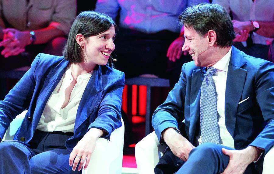 Pd-M5S, prove d’intesa: dalla piazza antifascista nasce la nuova sinistra