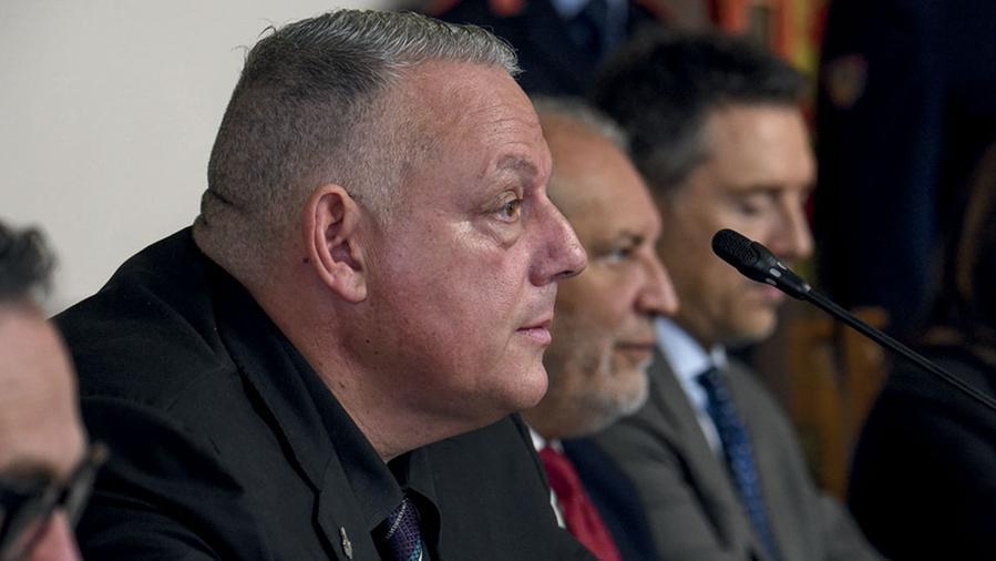 Vivarelli Colonna contro Schlein, prima le offese, poi il dietrofront: ecco come si è scusato il sindaco di Grosseto