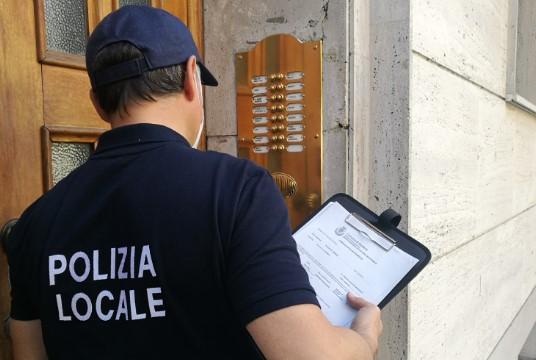 Modena, la polizia locale chiude un bed and breakfast abusivo