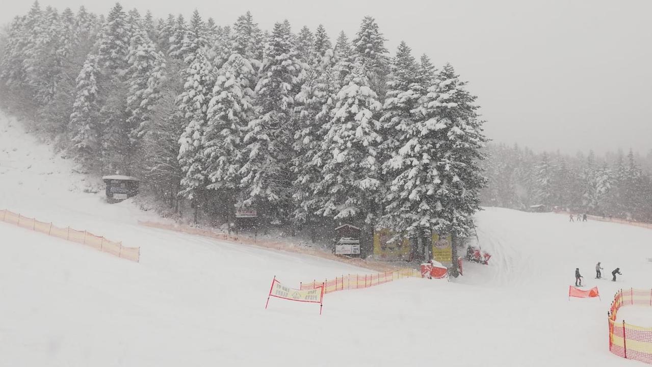 Abetone, un fine settimana col botto e le piste da sci aperte fino a Pasqua