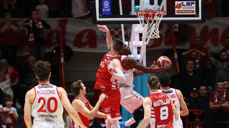 Pistoia al completo contro Chieti Ricorso dei teatini per Jackson