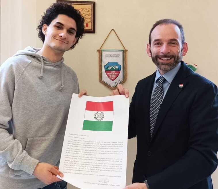 Rifiuta il rigore: «Ero   scivolato»  Filippo premiato dal Comune