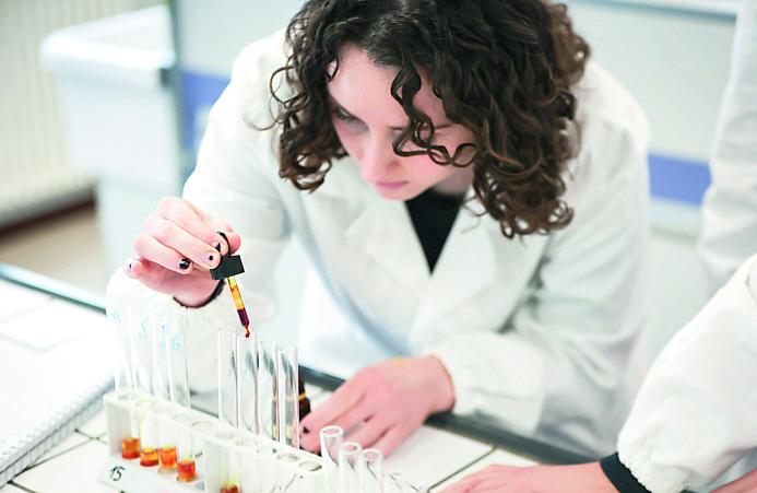 Modena Dimezzare lo spreco La ricerca di Unimore per la sostenibilità 