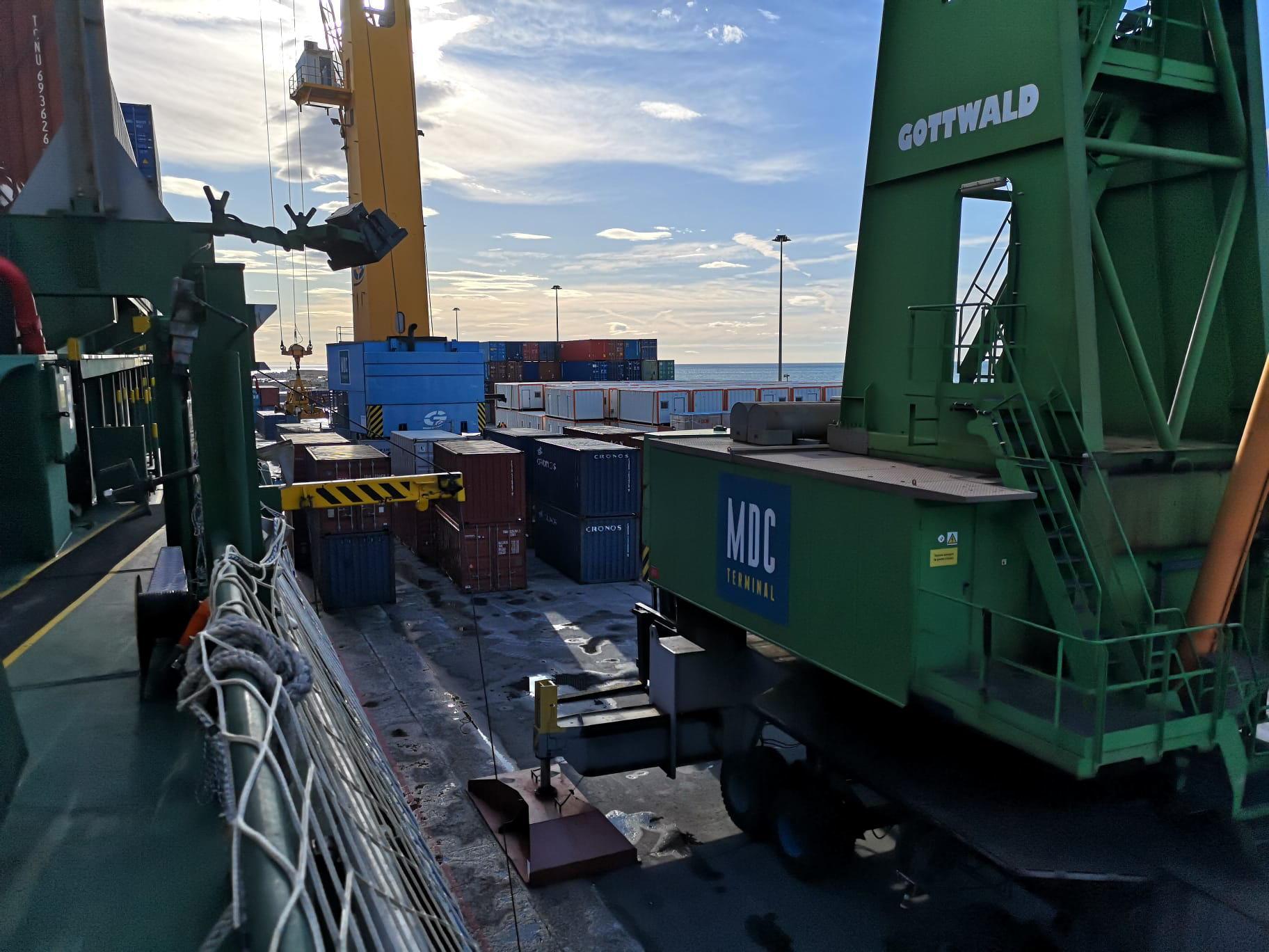 Terminal Mdc nel porto di Marina di Carrara
