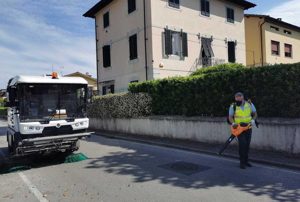 Un’operazione di spazzamento in periferia