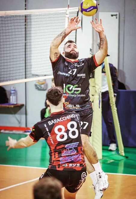Un'alzata di Marco Croatti (foto Ies Mvtomei)