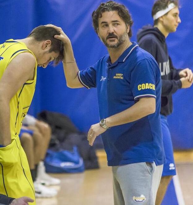 Carlo Parcesepe in panchina