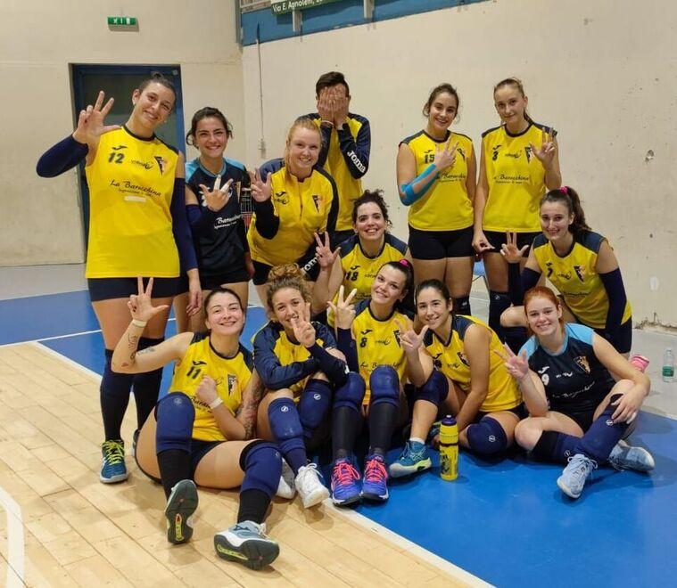 La squadra della Jenco che ospita al Piaggia il Pontedera