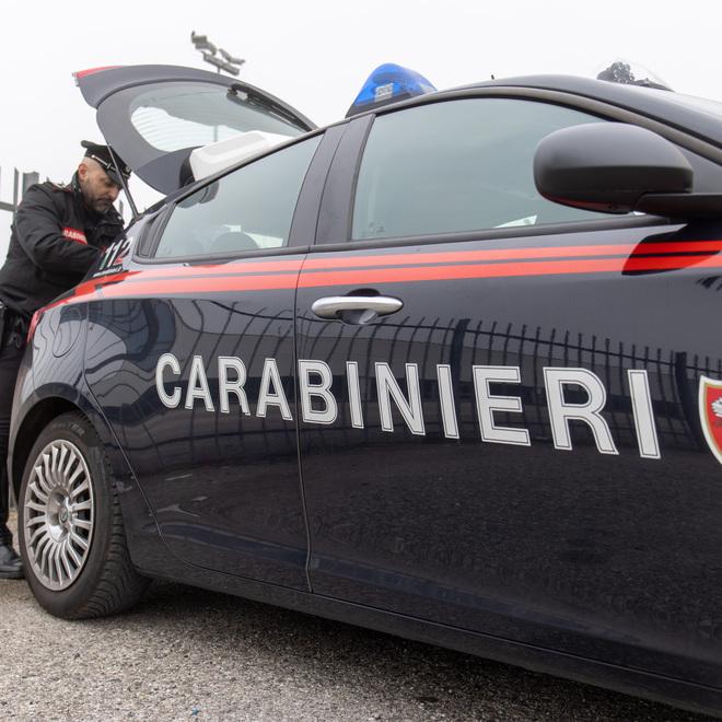 Ladri scatenati a Casumaro: «Il mio negozio è stato devastato»