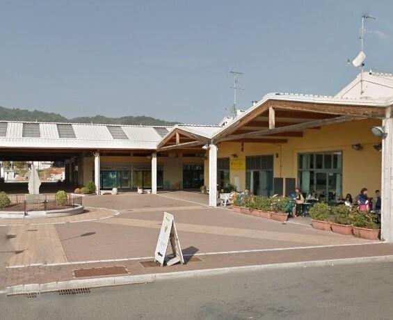 Pavullo, bimba morsicata da un cane: i padroni scappano via 