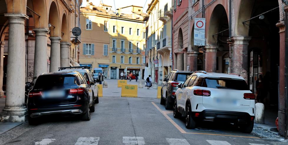 Modena, in Canalchiaro rivoluzione sosta: si parcheggerà solo di notte 