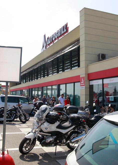 Modena, l’area di servizio di Secchia est cambia: nuovi piazzali di sosta e più verde 