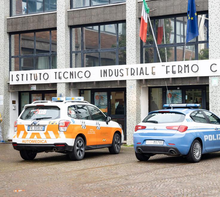 Modena «Istituto Corni, i bidelli minacciati ogni giorno da gruppi organizzati» 
