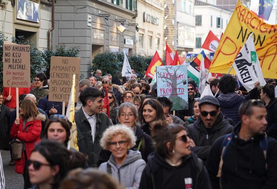 Basta veleni: il grido dei 700 per “liberare” la Valdera