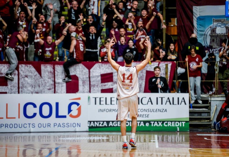 Libertas a Legnano con cento tifosi per urlare alla serie B chi comanda