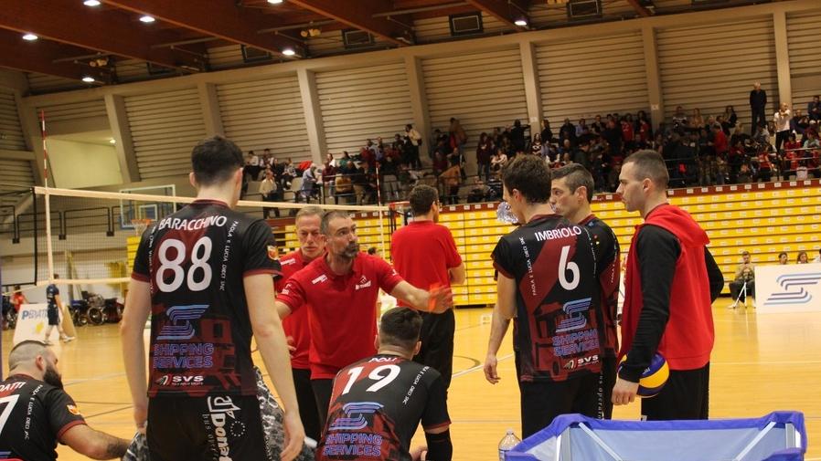 Tie break amaro per il Tomei: Modena espugna il PalaBastia e prende due punti