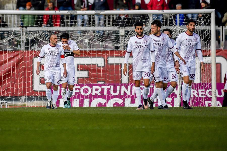 A spaccarsi è il Livorno: solo un punto in casa con l’ultima in classifica