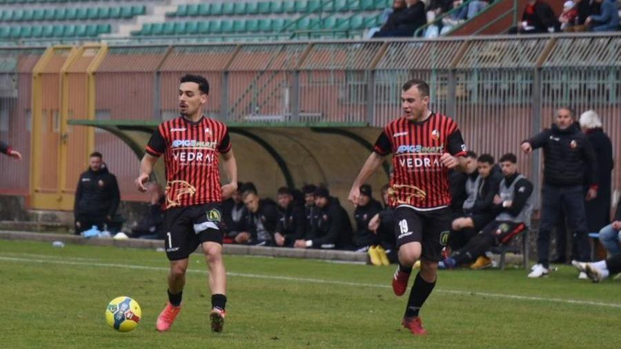 La Lucchese va avanti, poi la beffa nel finale