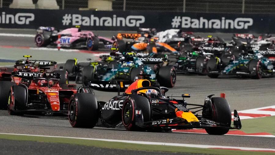 F1: Gp Bahrain, vince Verstappen davanti a Perez, Sainz quarto E Leclerc ritirato