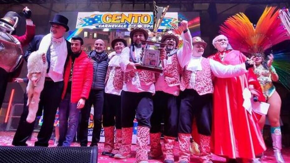 Carnevale d'Europa. I Toponi centrano il triplete