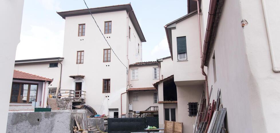 Lucca, il Comune compra una palazzina a Farneta per realizzare nuove case popolari