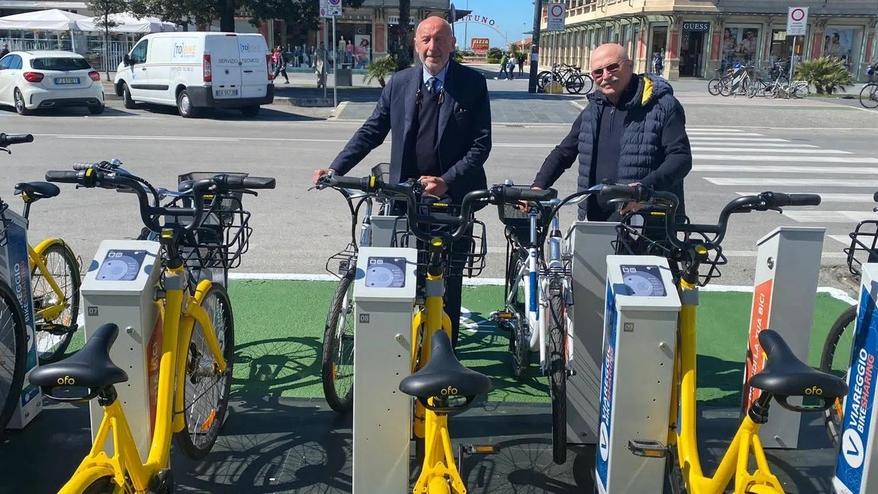 Viareggio e Camaiore a caccia di mezzi elettrici: scooter, monopattini e bici a pedalata assistita