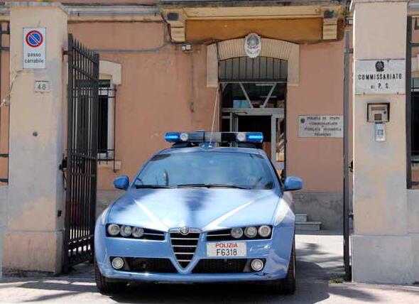Piombino, donna trovata morta in casa