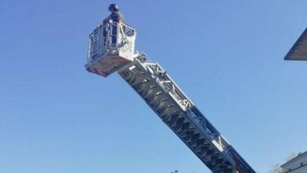 San Possidonio, muratore colto da malore sul lavoro. Muore a 54 anni