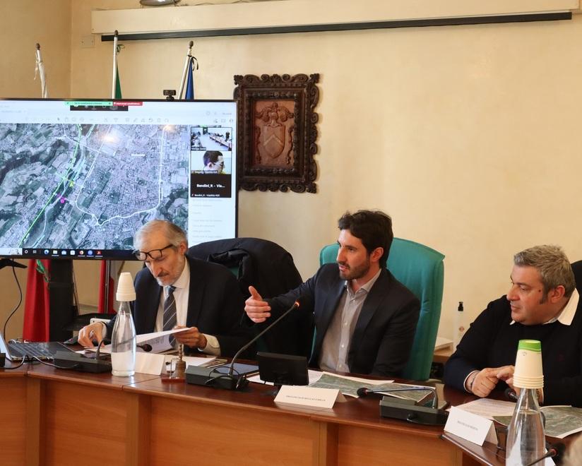 Per il ponte nuovo sul Secchia restano in campo due tracciati