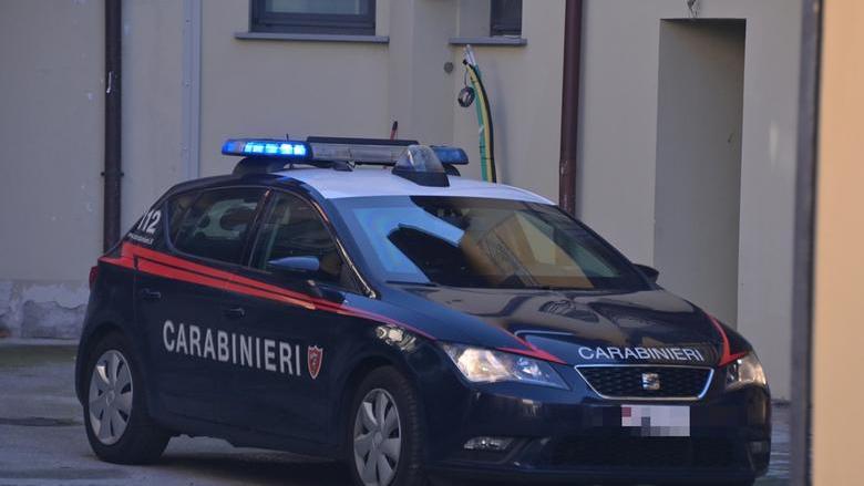 Olbia, due 18enni con droga dello stupro e bombe carta: arrestati